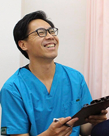 もんま接骨院 院長 門馬豪士 先生