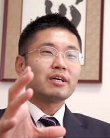 弁護士法人 心 代表弁護士 西尾 有司 様